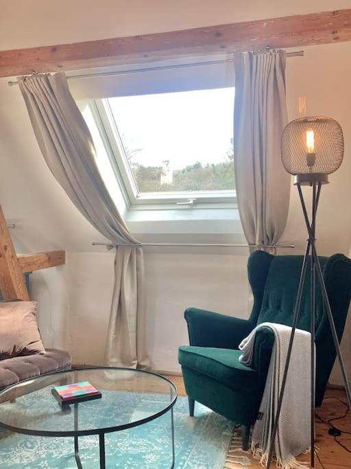 Apartamento Kleine Kunstremise Mit Holzofen Burg Freienfels Weinbach Exterior foto
