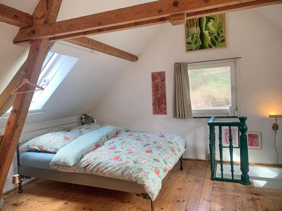 Apartamento Kleine Kunstremise Mit Holzofen Burg Freienfels Weinbach Exterior foto