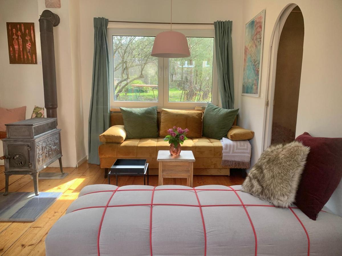 Apartamento Kleine Kunstremise Mit Holzofen Burg Freienfels Weinbach Exterior foto