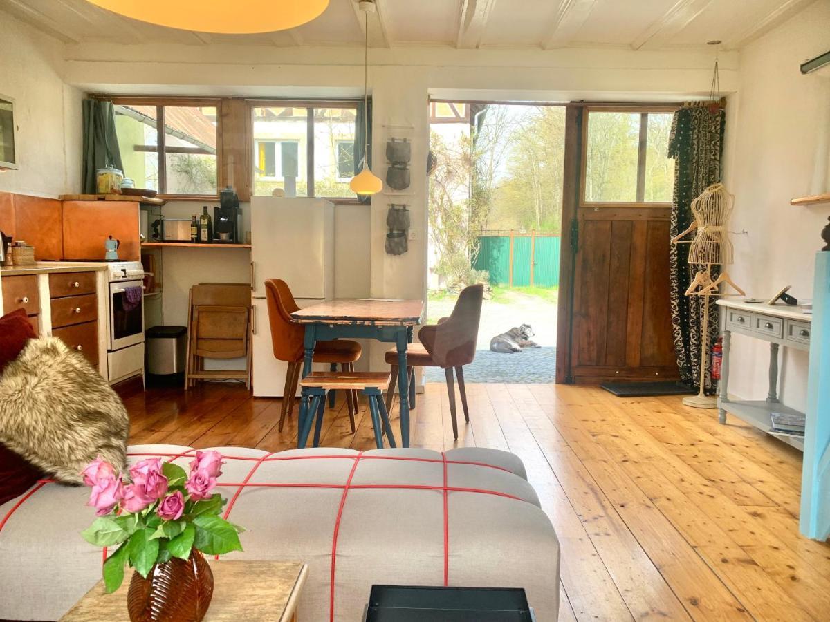 Apartamento Kleine Kunstremise Mit Holzofen Burg Freienfels Weinbach Exterior foto