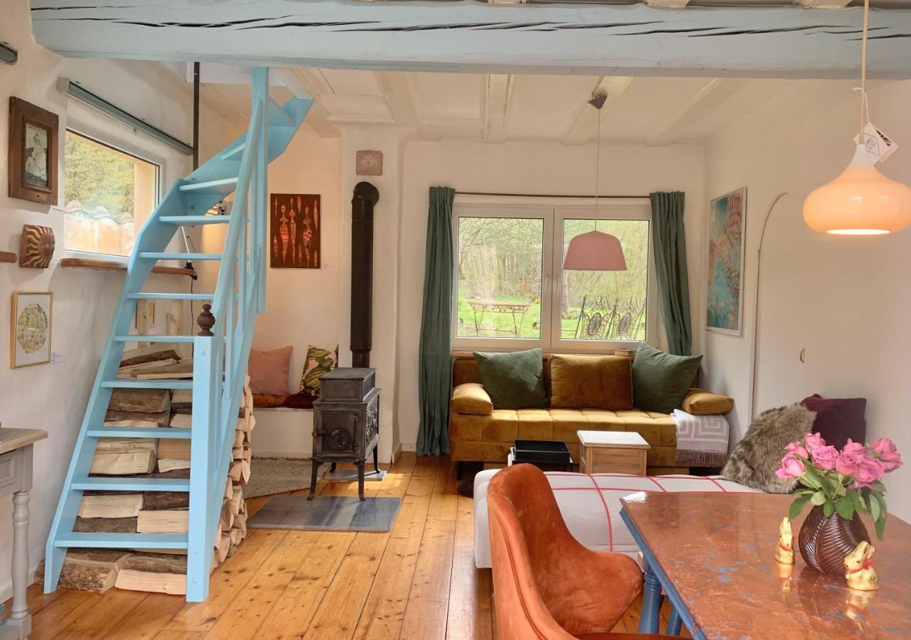 Apartamento Kleine Kunstremise Mit Holzofen Burg Freienfels Weinbach Exterior foto
