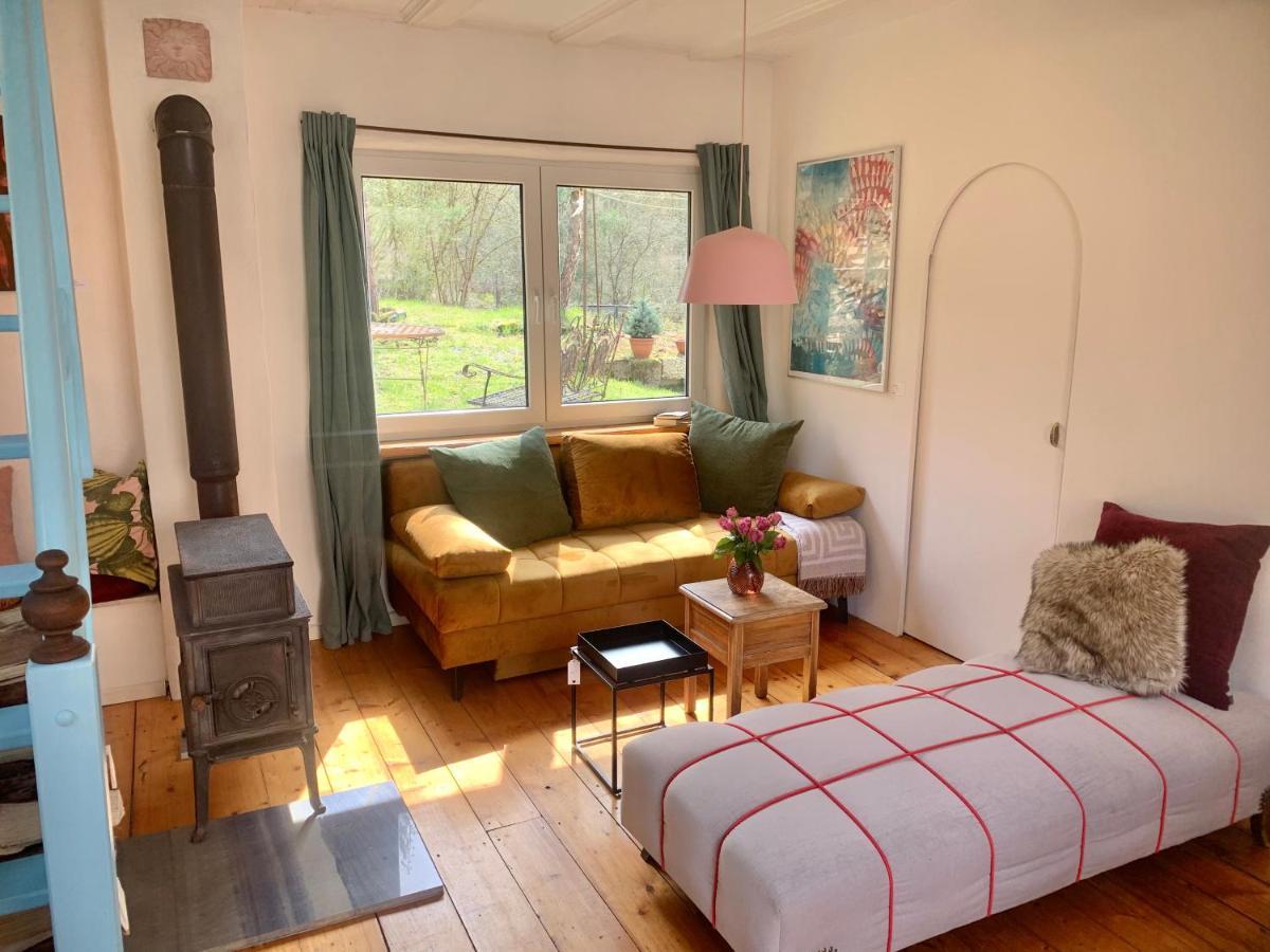 Apartamento Kleine Kunstremise Mit Holzofen Burg Freienfels Weinbach Exterior foto