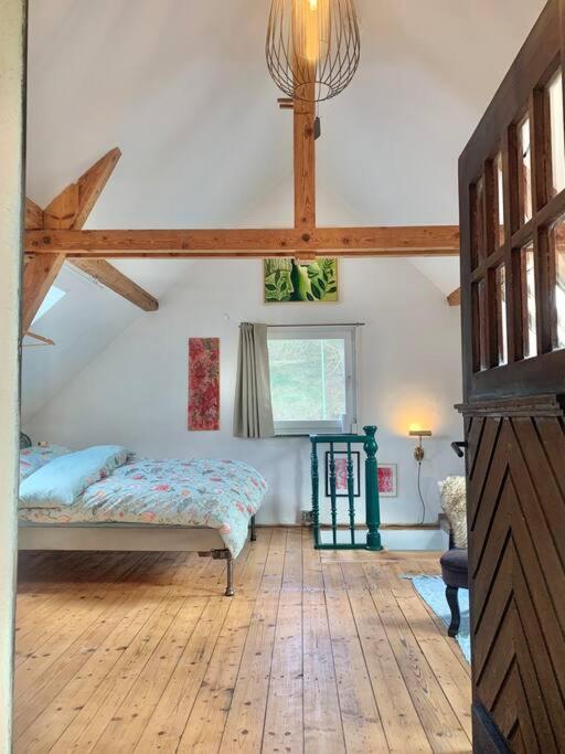 Apartamento Kleine Kunstremise Mit Holzofen Burg Freienfels Weinbach Exterior foto